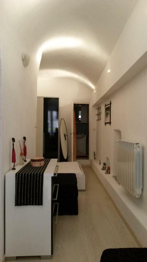 Elegante Loft Nel Cuore Di Sanremo Apartment Exterior photo